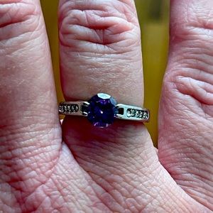 Silver and amethyst size 7 ring